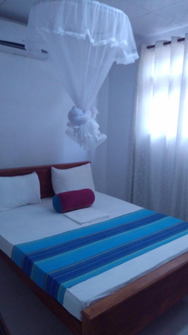 Umaya Holiday Home Anuradhapura Esterno foto