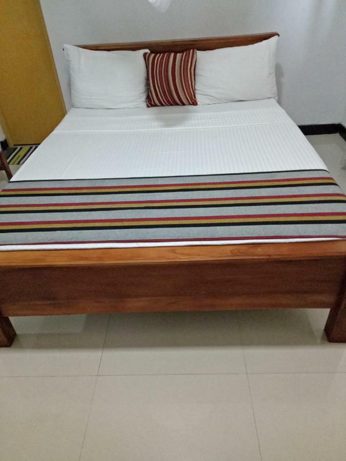 Umaya Holiday Home Anuradhapura Esterno foto