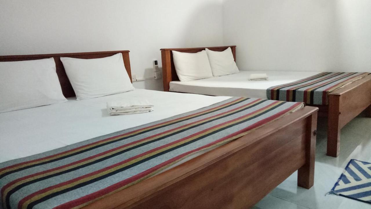 Umaya Holiday Home Anuradhapura Esterno foto